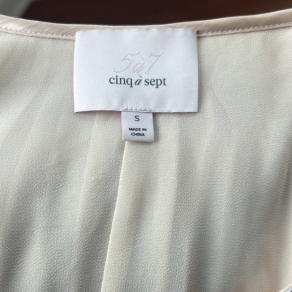 Cinq a Sept stunning Christie Top chic ivory tiered w bows 3/4 arm - Picture 4 of 11